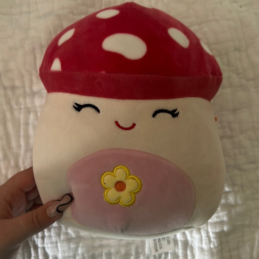 8” sakina squishmallow